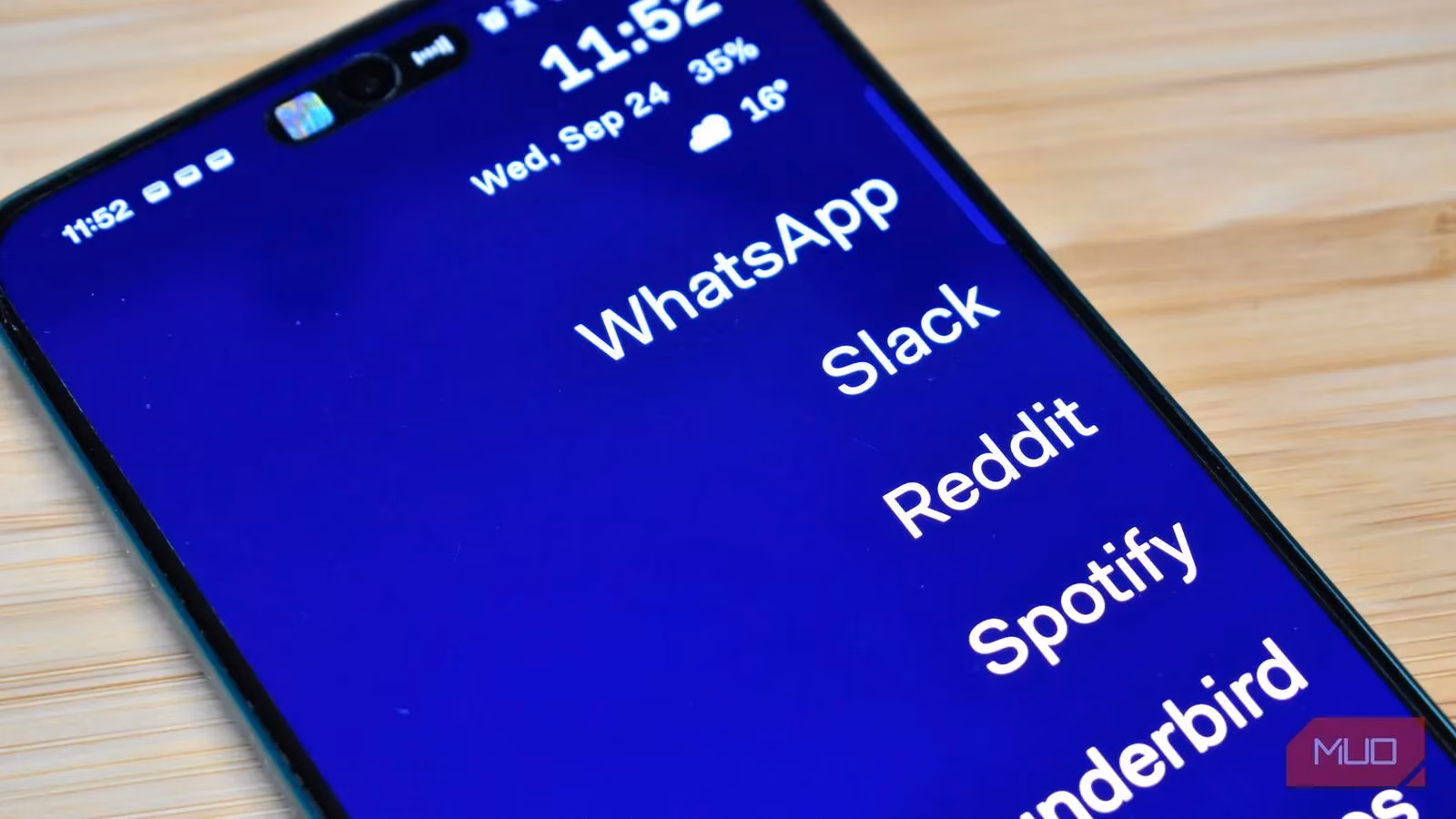 how-a-minimalist-android-launcher-cut-screen-time-in-half-in-2026-image-1